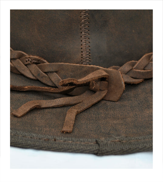 Barmah1060browndetailshot3_600x600.jpg