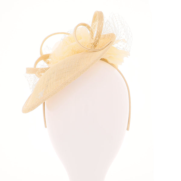 OCH091HeadbandFascinator-mChampagne04_c3221703-9f61-4fcf-b1e2-454825961a44_600x600.jpg