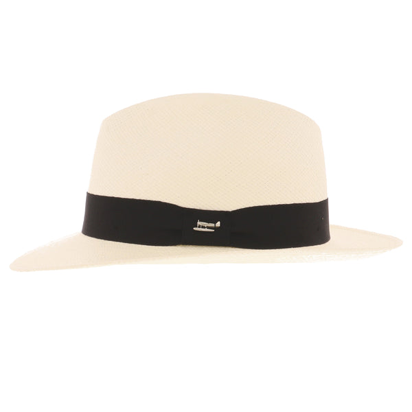 WhiteleyGoodwardPanama_M44_600x600.jpg